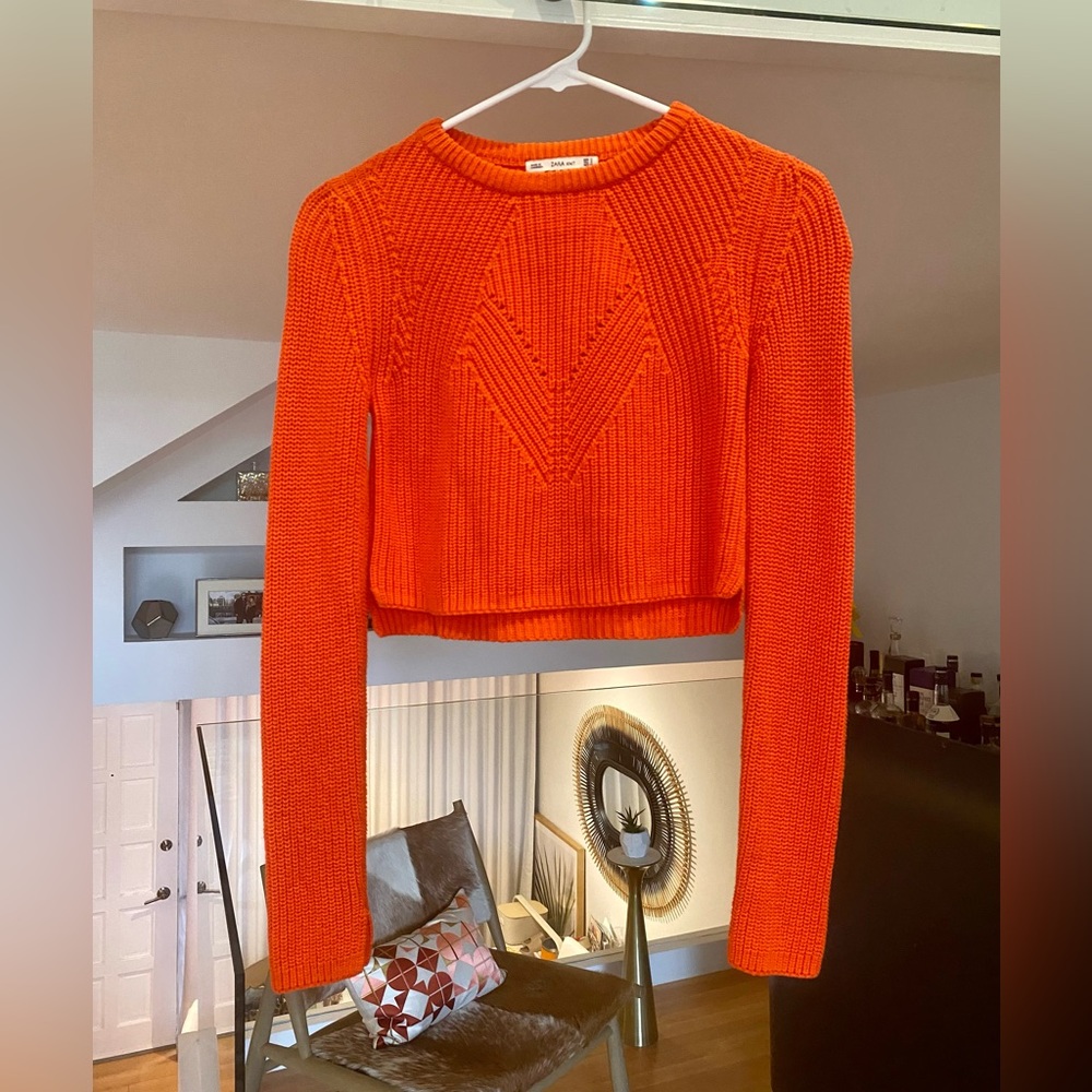 Zara Knit Orange Cropped Sweater | Size Small